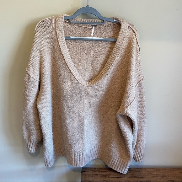 Free People Brookside Tunic Sweater Desert Camel
Women’s large - Picture 3 of 7